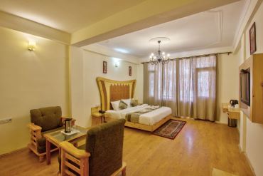 Hotel Wild Rose Manali